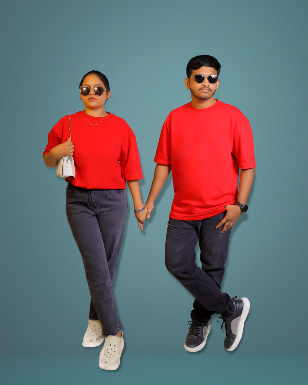 STITCH THREAD UNISEX OVERSIZED T-SHIRT
